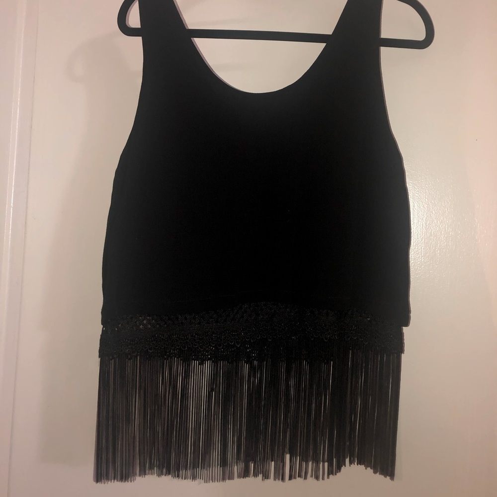 Gianni Bini fringe top. NWT. Great detail.